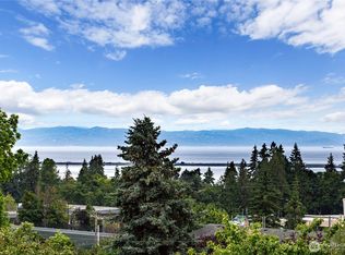 1807 E 3rd St, Port Angeles, WA 98362