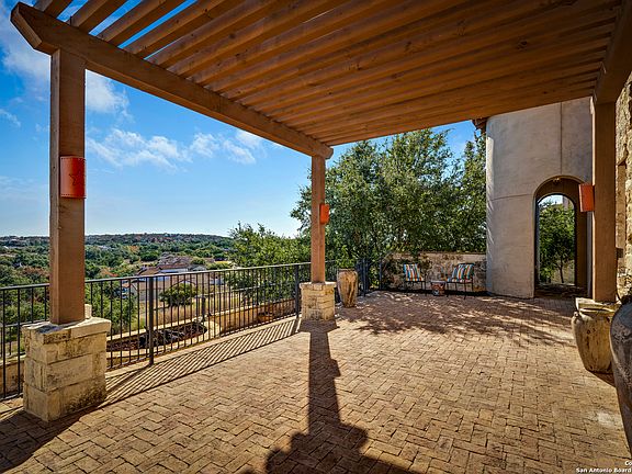 5th image of 20 Vittoria Ridge