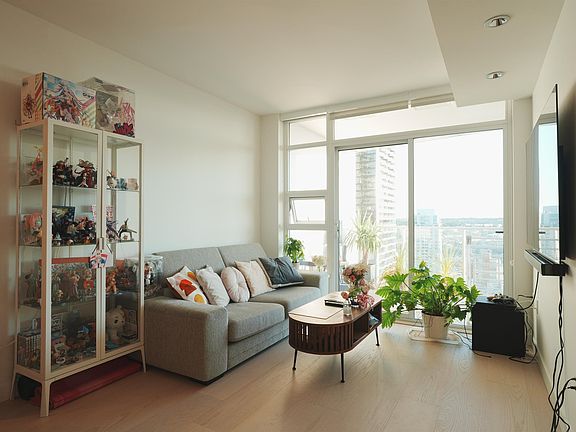 3rd image of 1289 Hornby St #2512