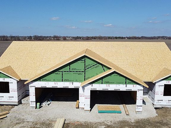 3rd image of 5221 Jade Ln