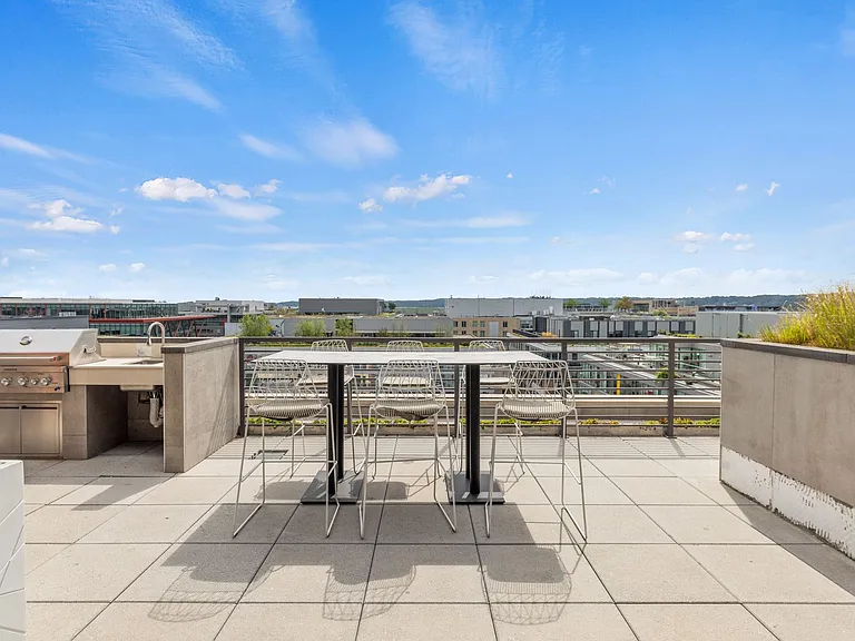 1211 Van St SE #917 — Photo 31