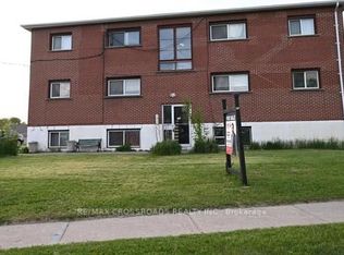 390 Dean Ave, Oshawa, ON L1H 3E2