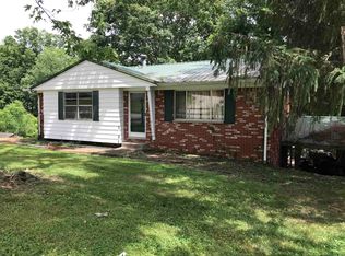 619 W Alexander Dr, Ashland, KY 41102