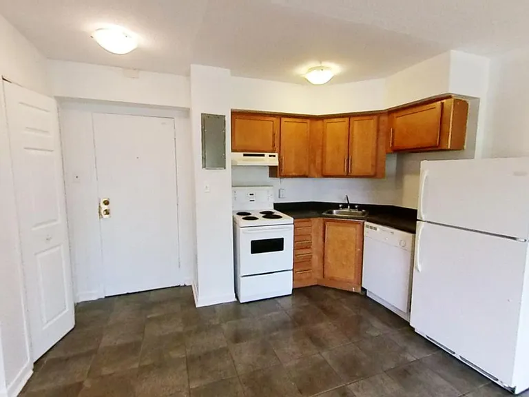 5713 Victoria Rd — Photo 19