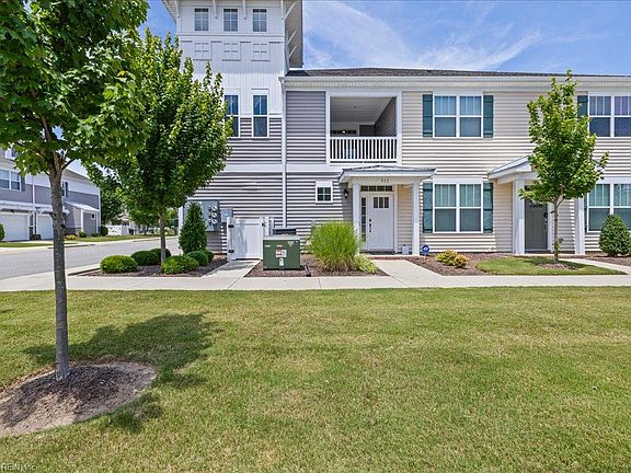 4th image of 311 Fishers Ct