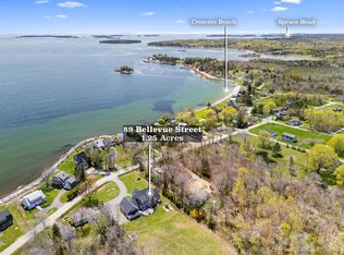 89 Bellevue St, Owls Head, ME 04854