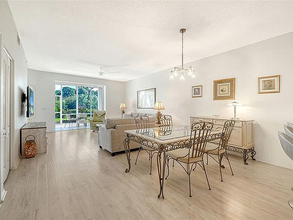 5th image of 8901 VERANDA WAY #111
