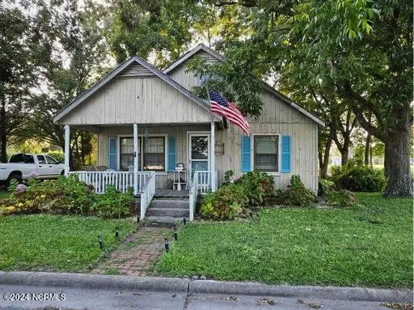 111 N King St. Street, Bath, NC 27808
