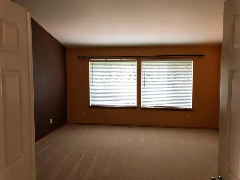 19932 83rd Pl NE — Photo 10