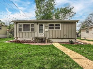 8106 Grace St, Highland, IN 46322