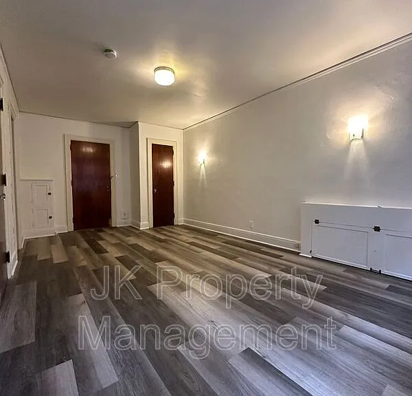 310 5th St N #3 — Photo 4
