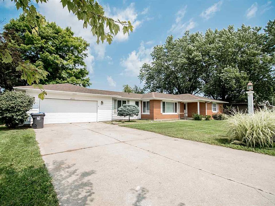 1st image of 3 Linda Ln