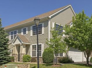 15052 Dunwood Trl, Apple Valley, MN 55124