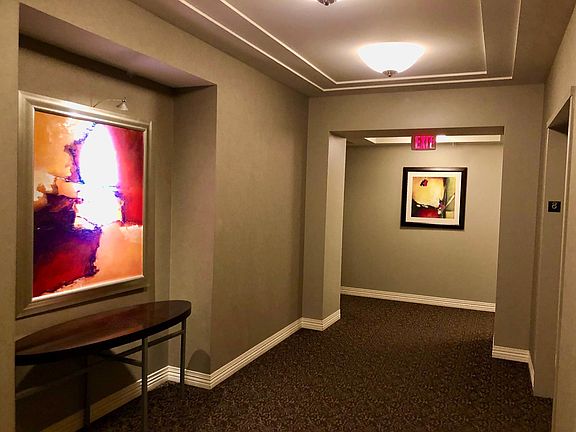 3rd image of 4909 Laclede Ave APT 802
