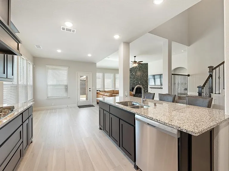 5038 Ridgegate Ln — Photo 33