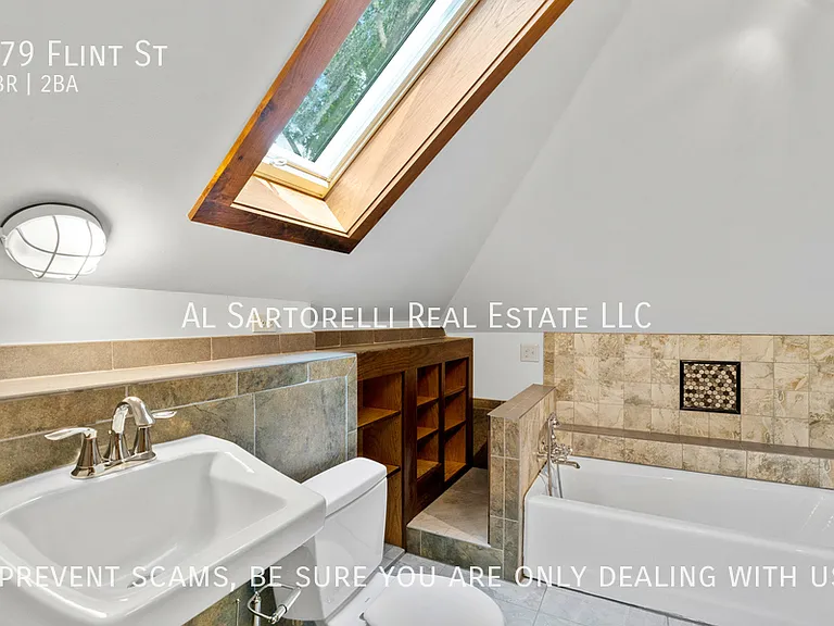 179 Flint St — Photo 20