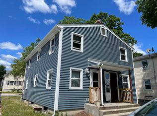 121 Mount Pleasant Ave, Providence, RI 02908