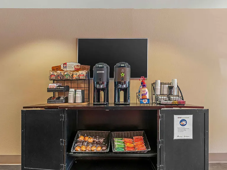 Free Grab-and-Go Breakfast