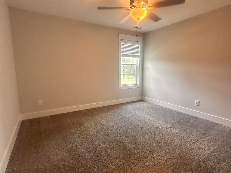 201 Thistleberry Dr — Photo 43