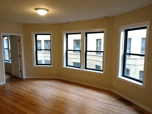 5 bed, $3,900 — Photo 3