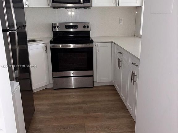 3rd image of 401 NW 72nd Ave APT 209-D