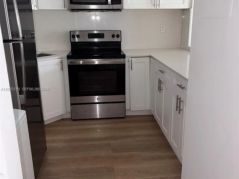 401 NW 72nd Ave #209-D — Photo 3