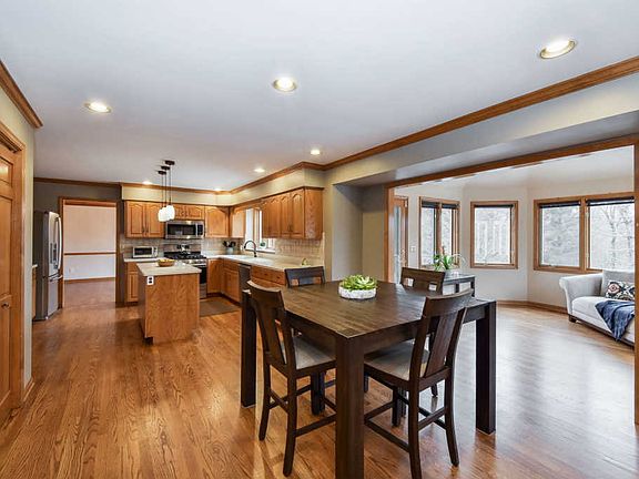 2nd image of 2201 Big Woods Dr