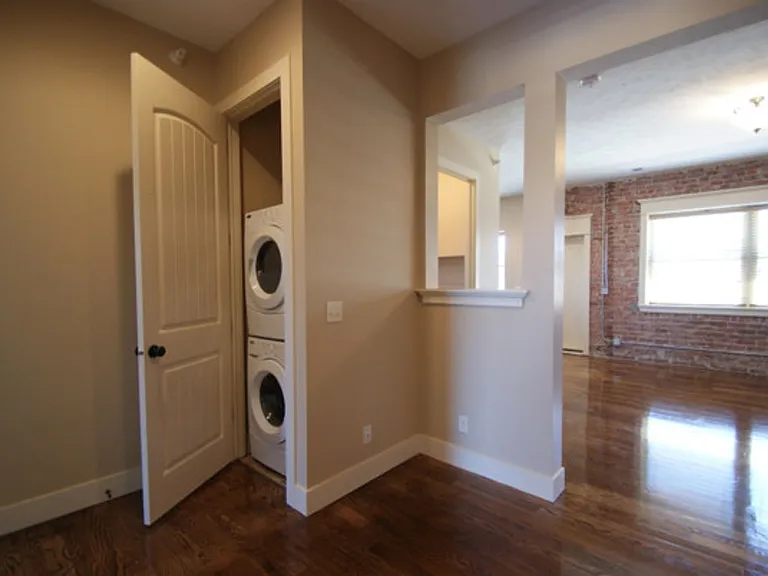 2934 Leavenworth St — Photo 58