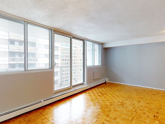 5th image of 230 Gloucester St #1563456
