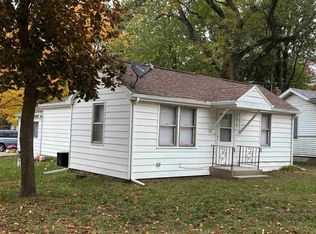 10924 E Ostego Ln, Walkerton, IN 46574