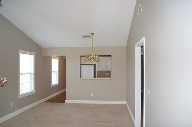 2nd image of 211 Lantana Ct