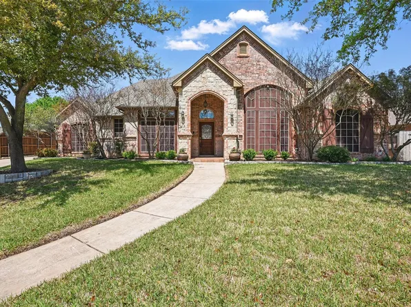 7805 Baywood Ct, North Richland Hills, TX 76182