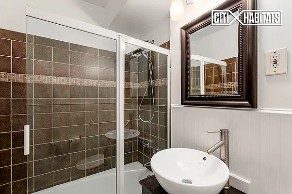 Sold by Citi Habitats | media 3