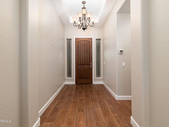 4th image of 20579 W MEADOWBROOK Avenue