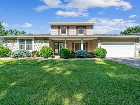 481 Melanie Meadows Ln, Ballwin, MO 63021