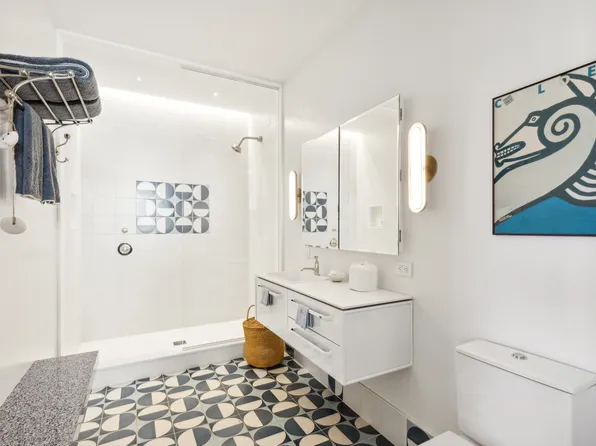 65 West 13th Street image 18 of 25