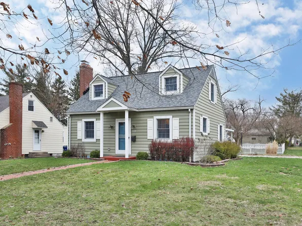 390 E Beaumont Rd, Columbus, OH 43214