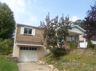 36 Highbury Rd, Cheswick, PA 15024