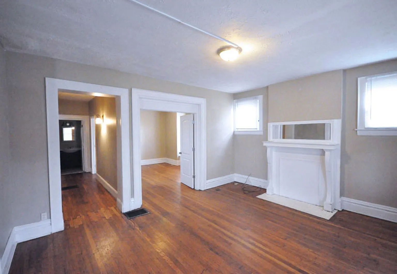 5 bed, 2.0 bath, $2,995 — Photo 3