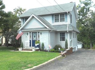 117 Browertown Rd, Little Falls, NJ 07424