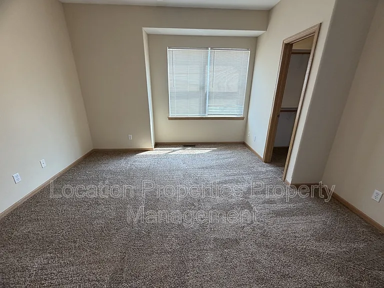 2201 Westdale Rd #C12 — Photo 27