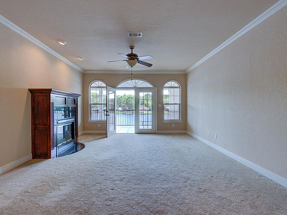 5th image of 451 Lakeland Dr APT H2