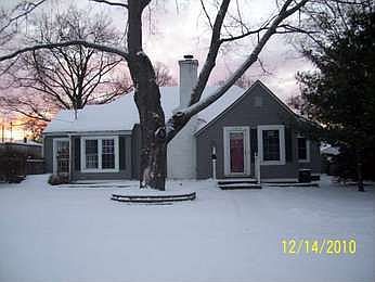 1st image of 1313 Moulton Ave