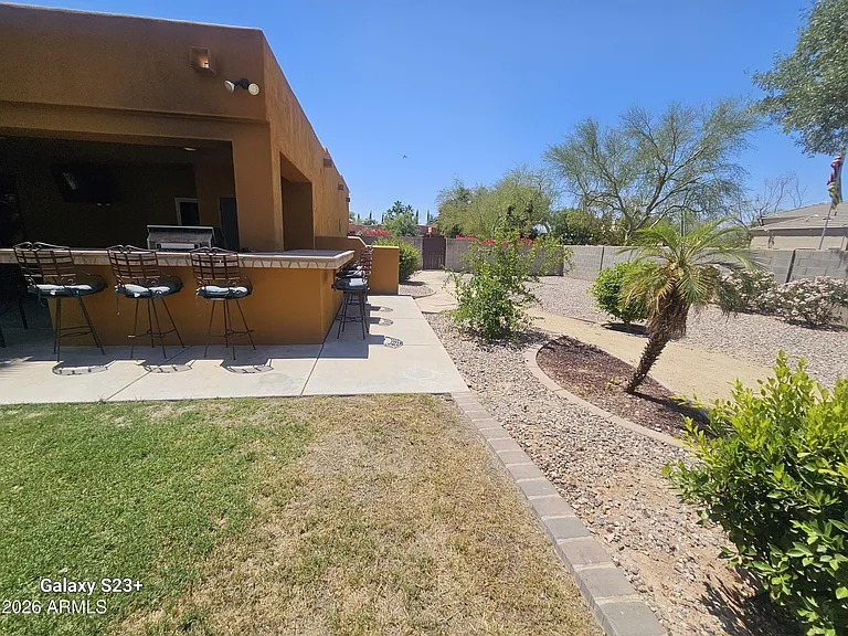 5118 W Winston Dr — Photo 18