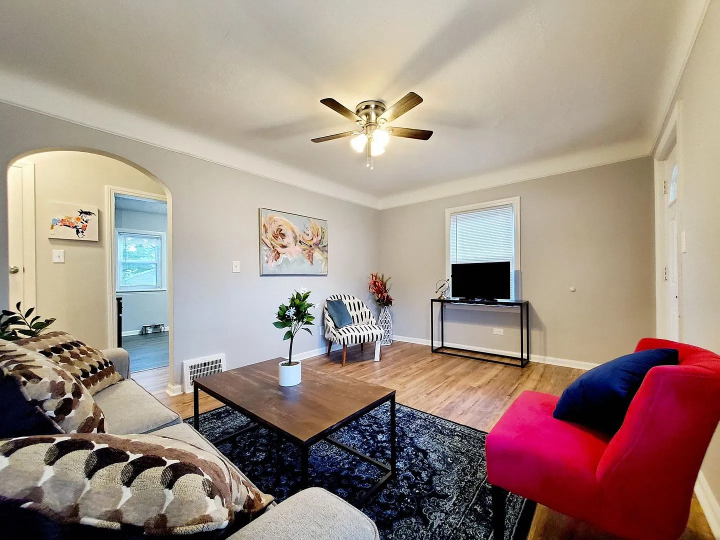 3 Bed - 1.5 Bath Cape Cod for Rent — Photo 3