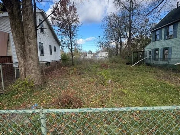 Beacon Ave, Cleveland, OH 44105