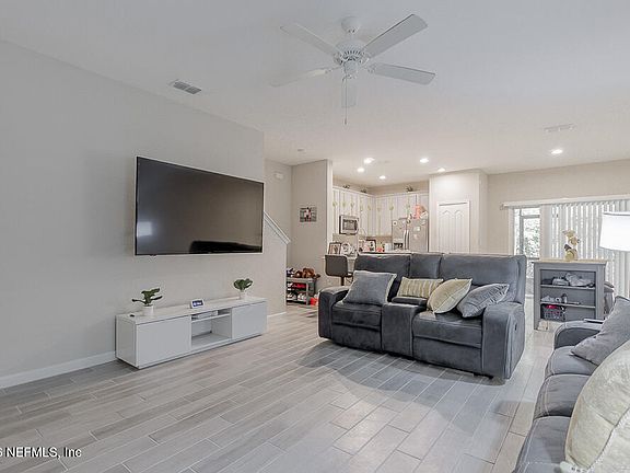 13249 Spartina Grass Dr photo 4
