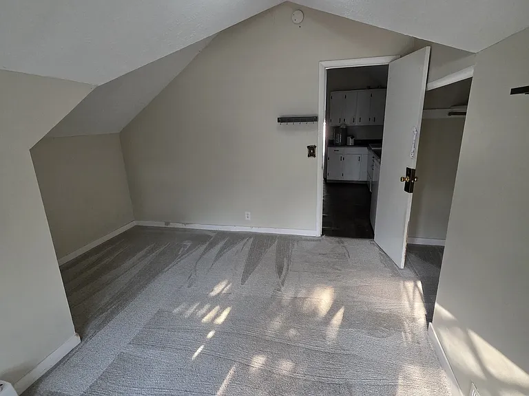 322 S 27th St #2 — Photo 7