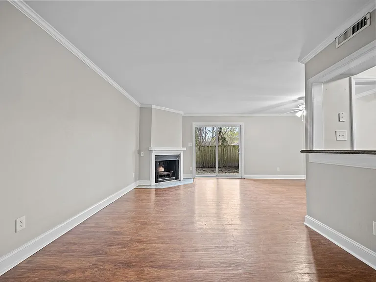 4 S Onsville Pl — Photo 4