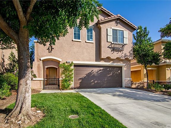 2nd image of 12960 Cobblestone Ln
